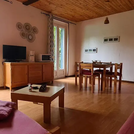 Holiday home Avec Activites Exterieures Et Sur Place A - Fr-1-489-187 *